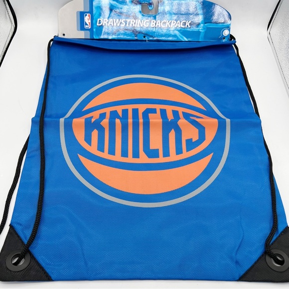 New York Knicks Outerstuff Girls' Overlay Hoodie and a Drawstring Backpack - Picture 11 of 12
